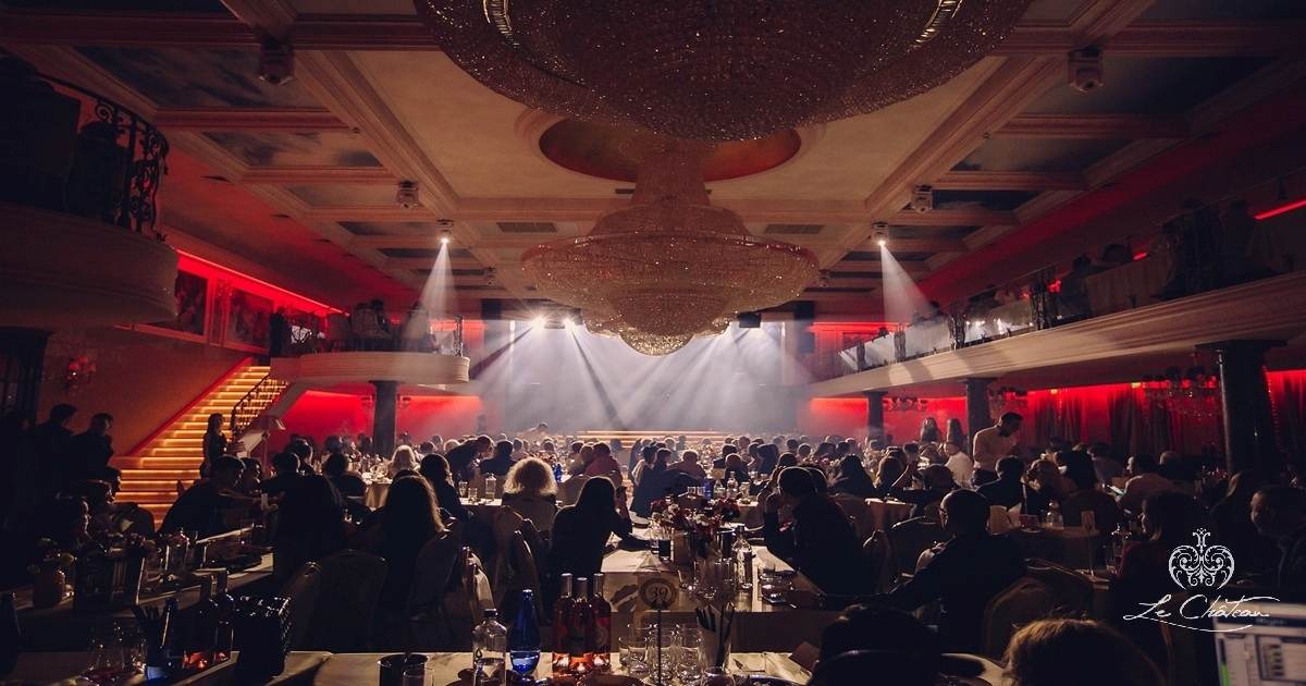 Rafinament şi viziune: petrecerea de Crăciun corporate ca investiţie în echipă